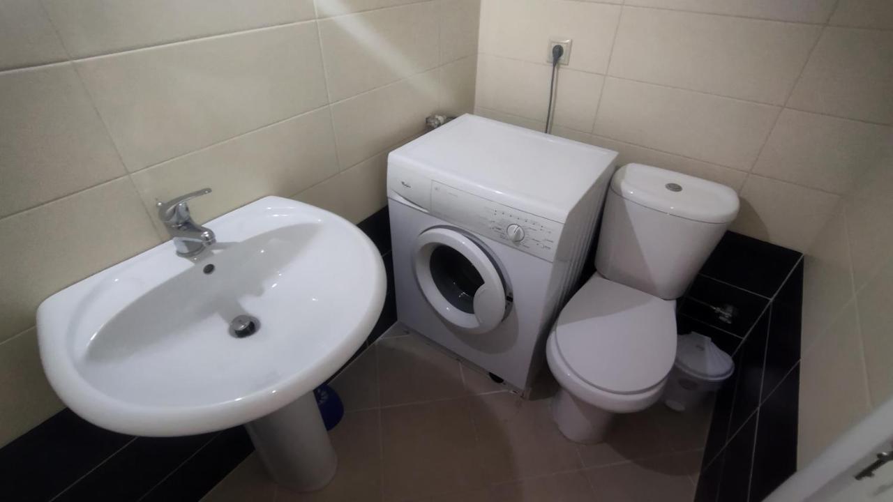 Eri Apartamento *